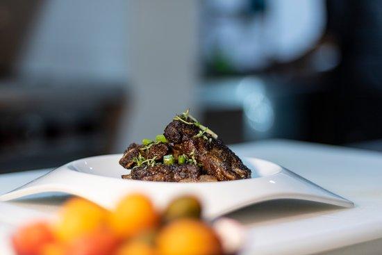 Oregano Restaurant & Bar